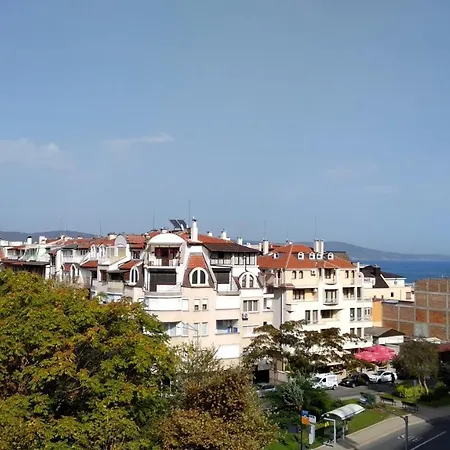 아파트 Vigo Panorama Private 네세부르