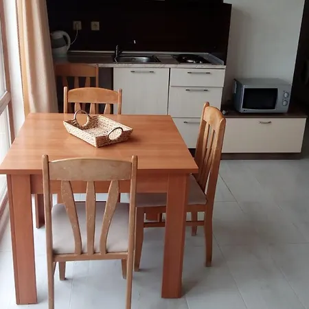 아파트 Vigo Panorama Private 네세부르